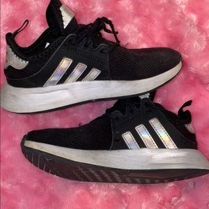 Adidas sneakers size 11 kids *